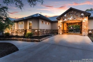 Cement-Driveway-Cleaning